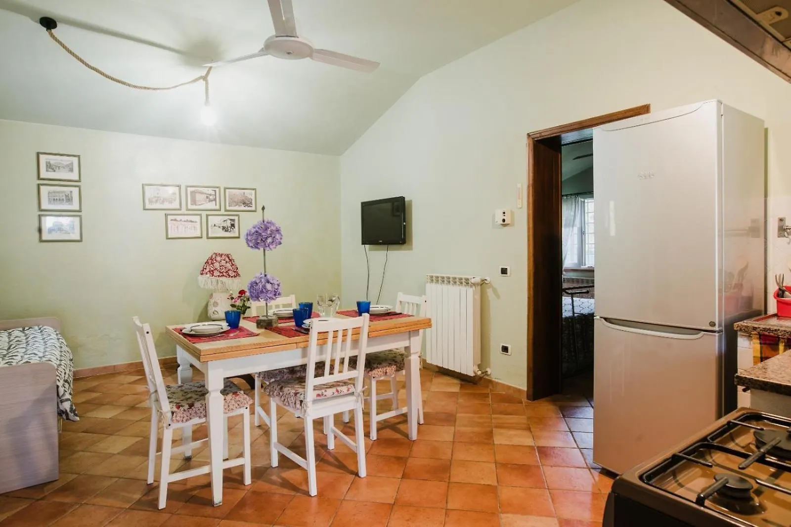Rustic House Near Lucca With Private Parking And Garden! Apartamento