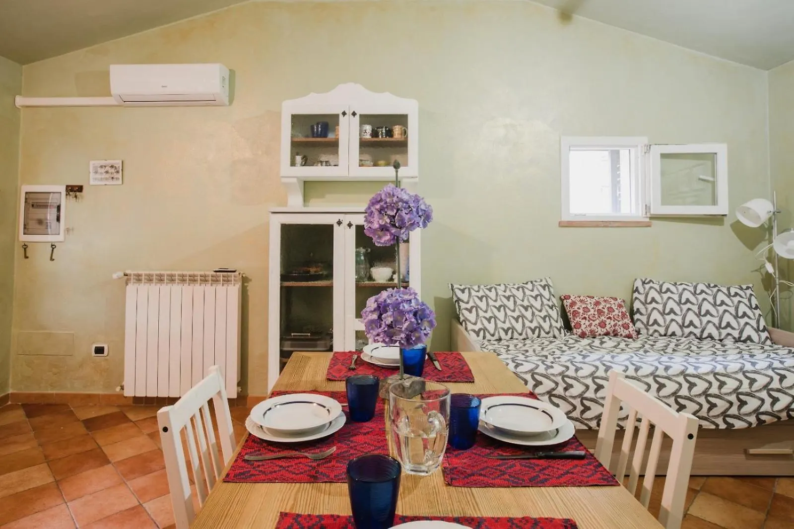 Rustic House Near Lucca With Private Parking And Garden! Apartamento Itália